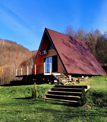 Căsuța dintre Nuci